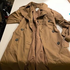 Brown trench coat small